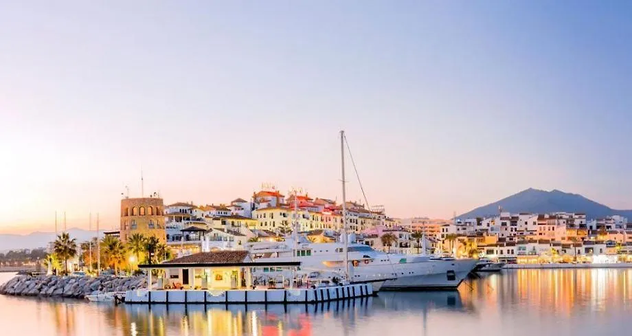 Puerto Banus Frontline Apartment With Amazing Sea Views Marbella