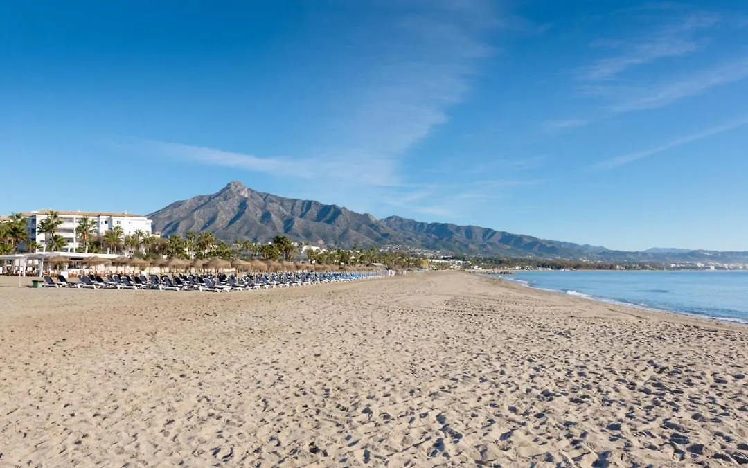 Puerto Banus Frontline Apartment With Amazing Sea Views Marbella Spain